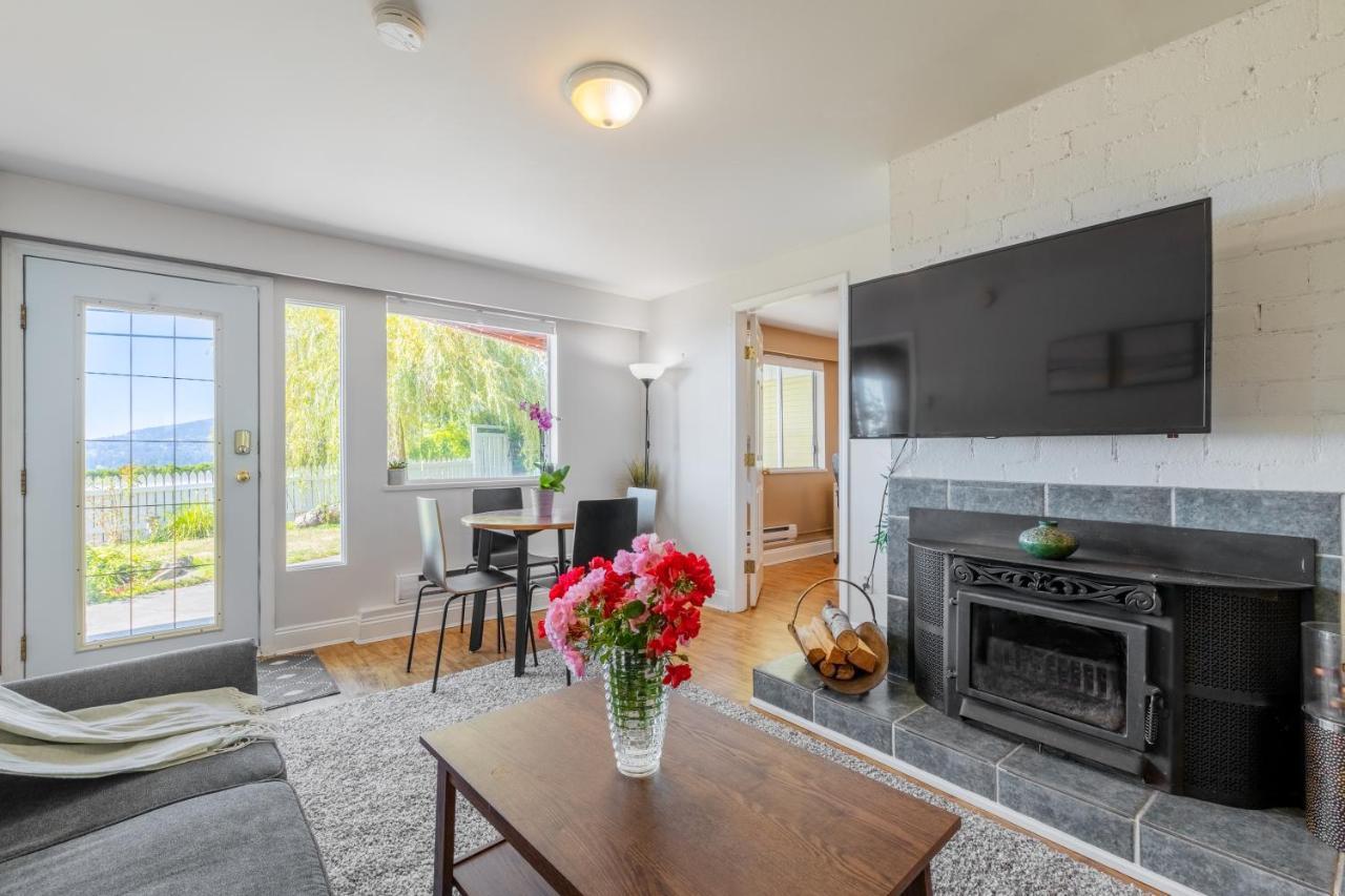 Two Bedroom With Amazing Ocean View North Vancouver Esterno foto